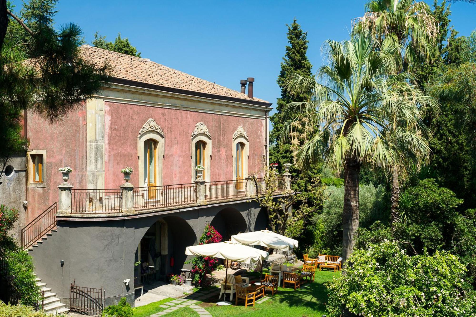 Hotel Monaci Delle Terre Nere Zafferana Etnea Exterior foto