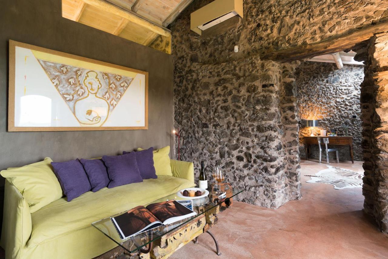Hotel Monaci Delle Terre Nere Zafferana Etnea Exterior foto